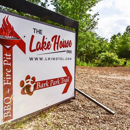 The Lake House Inn Laurie Bagian luar foto