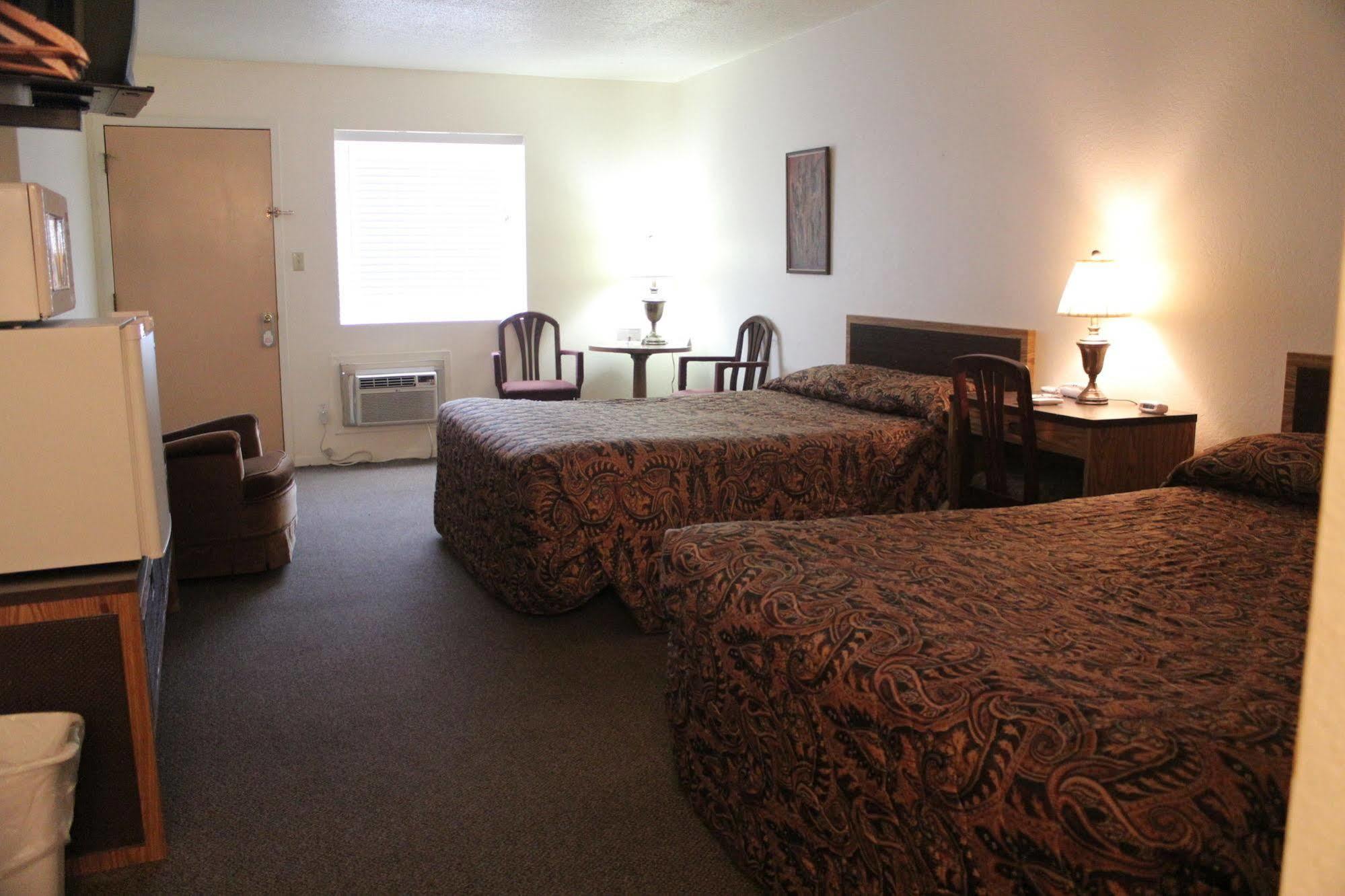 The Lake House Inn Laurie Bagian luar foto